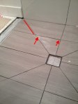 pol-dushevoj-kabiny-sliv-trap-225x300.jpg
