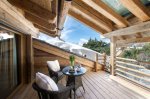 Diseño-de-terraza-pequeña-rústica-con-muebles-de-fibras-naturales - копия (2).jpg