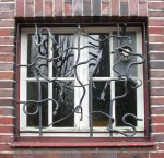 fenstergitter_fabelwesen.jpg