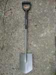 Телескопическая лопата Fiskars, штыковая (131300).jpg