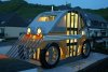 Car-Shaped-Eco-Home-8.jpg