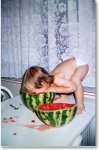 вот как надо есть арбузы.jpg