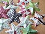3D paper star wreath tutorial.jpg