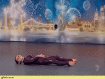 прогнулась.gif