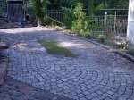 газончик від гаража.jpg