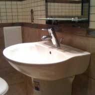 img_2059_5937.jpg